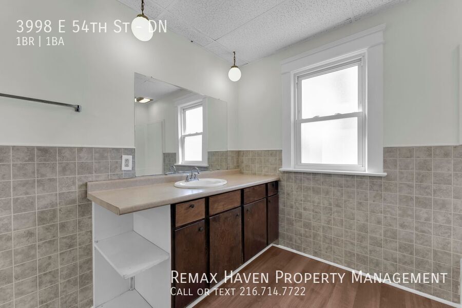 3998 E 54th St | DN, Newburgh Heights - Spacious 1-bed 1-bath multi-family home!  property image