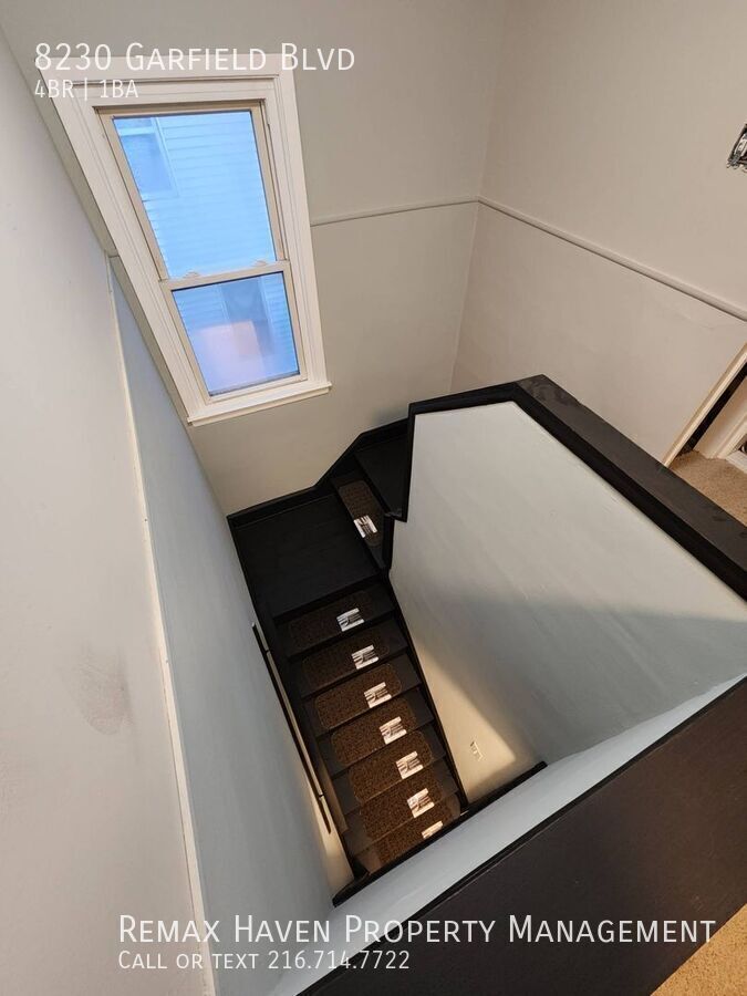 8230 Garfield Blvd, Garfield Heights - Spacious 4-bed 1 -bath single-family home! property image