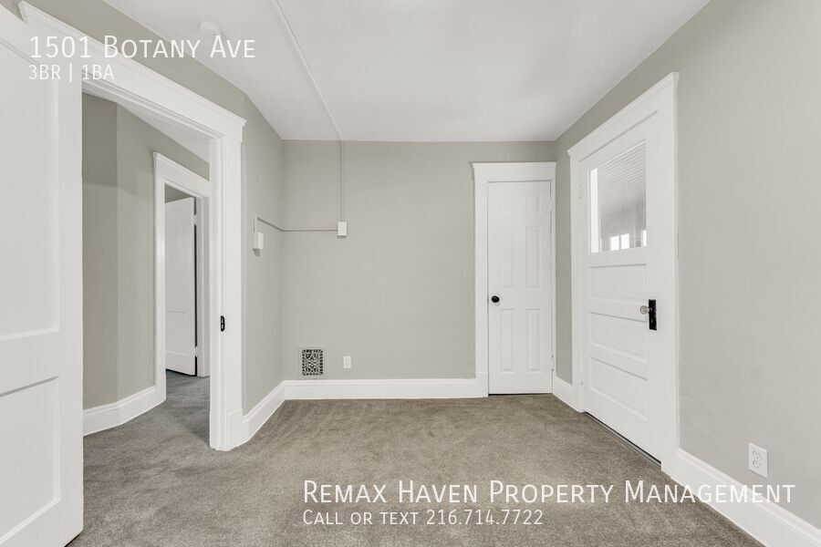 1501 Botany Ave, Cleveland - Spacious 3-bed 1 -bath single-family home! property image