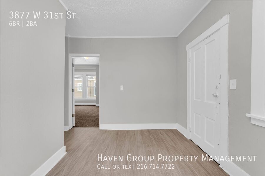 3877 W 31st St, Cleveland - Spacious 6-bed 2-bath single-family home! property image