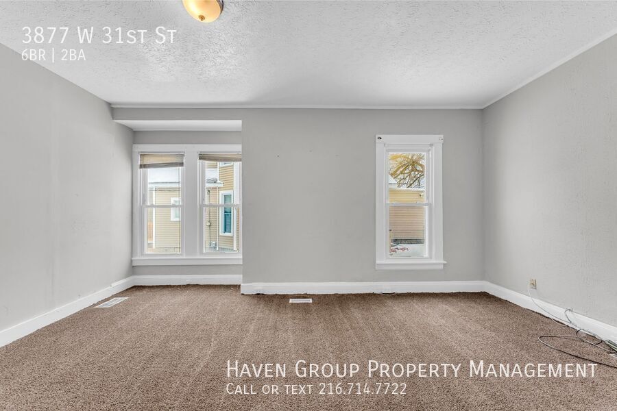 3877 W 31st St, Cleveland - Spacious 6-bed 2-bath single-family home! property image