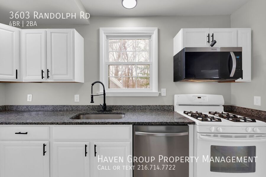 3603 Randolph Rd, Cleveland Heights - Spacious 4-bed 1.5-bath single-family home! property image