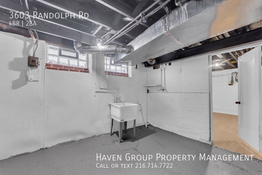 3603 Randolph Rd, Cleveland Heights - Spacious 4-bed 1.5-bath single-family home! property image