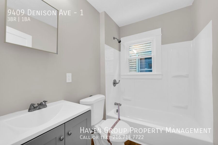 9409 Denison Ave | Apt 1 DN, Cleveland - Spacious 3-bed 1-bath multi-family home!  property image