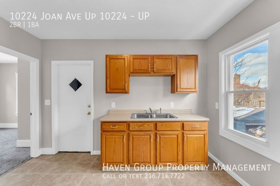 10222(10224) Joan Ave | UP, Cleveland - Spacious 2-bed 1-bath multi-family home!  property image