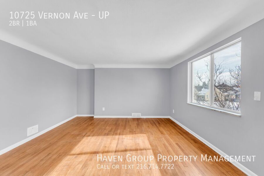 10725 Vernon Ave | UP, Garfield Heights - Spacious 2-bed 1-bath multi-family home! property image