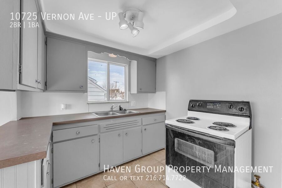 10725 Vernon Ave | UP, Garfield Heights - Spacious 2-bed 1-bath multi-family home! property image