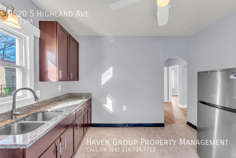 9520 S Highland, Garfield Heights - Spacious 4-bed 1-bath single-family home! property image