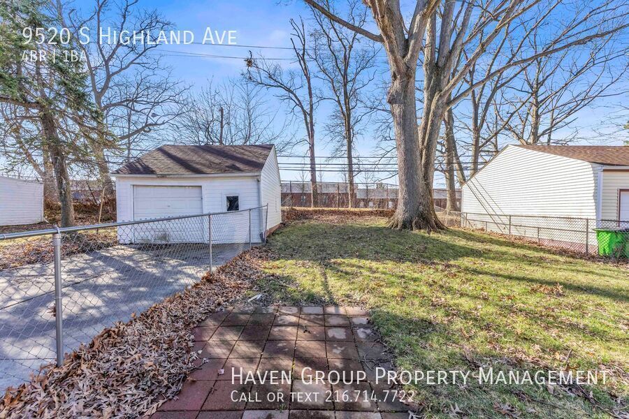 9520 S Highland, Garfield Heights - Spacious 4-bed 1-bath single-family home! property image