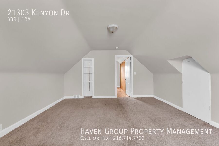 21303 Kenyon Dr, Maple Heights- Spacious 3-bed 1-bath single-family home! property image