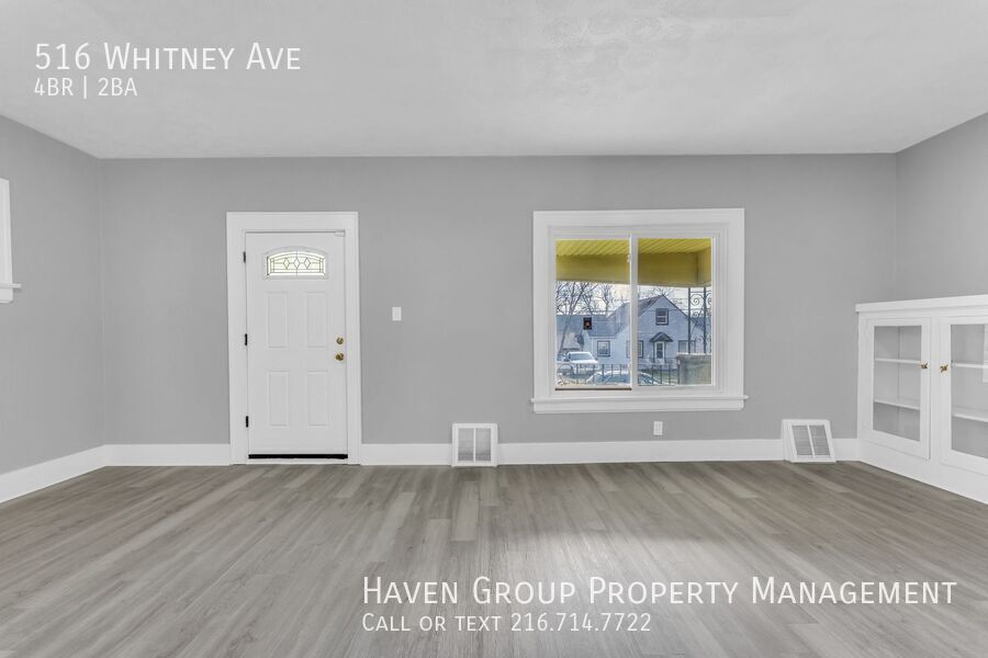 516 Whitney Ave, Akron - Spacious 4-bed 2-bath single-family home! property image