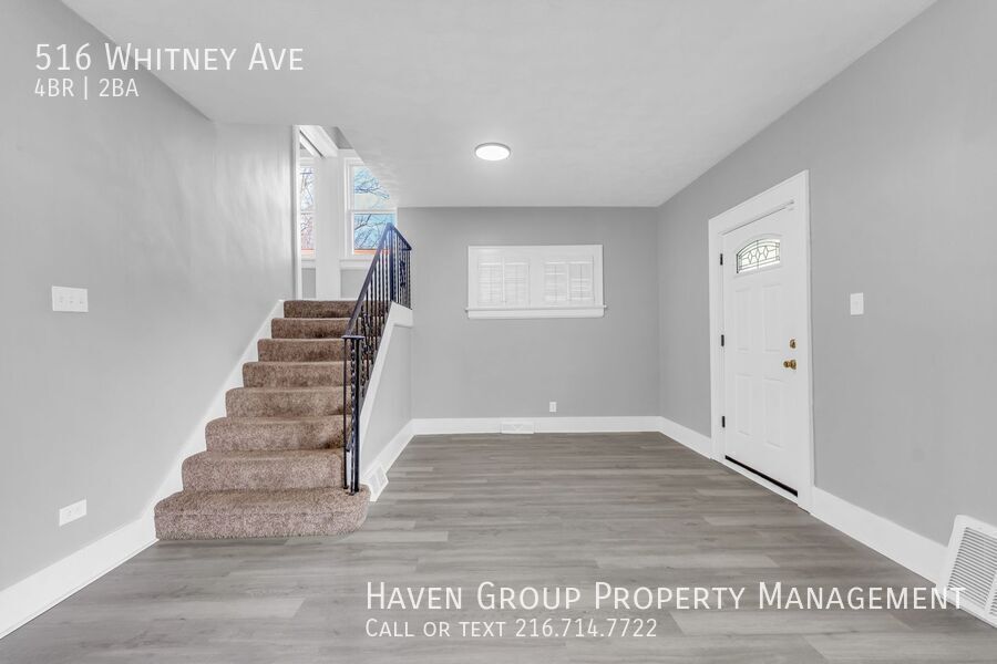 516 Whitney Ave, Akron - Spacious 4-bed 2-bath single-family home! property image
