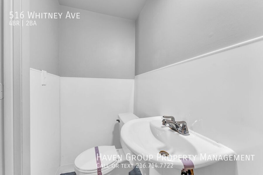 516 Whitney Ave, Akron - Spacious 4-bed 2-bath single-family home! property image