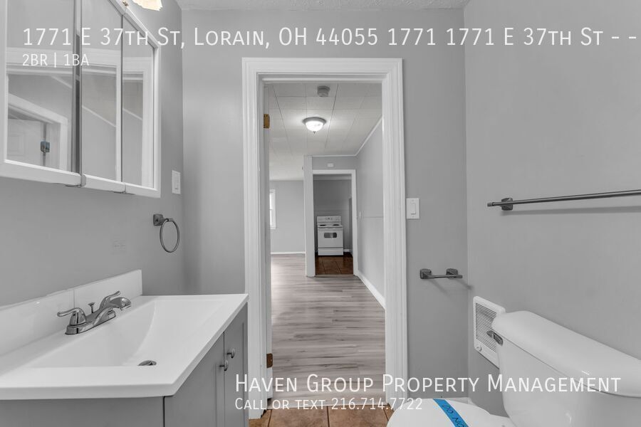 1771 E 37th St | Unit 1771, Lorain - Spacious 2-bed 1-bath multi-family home! property image