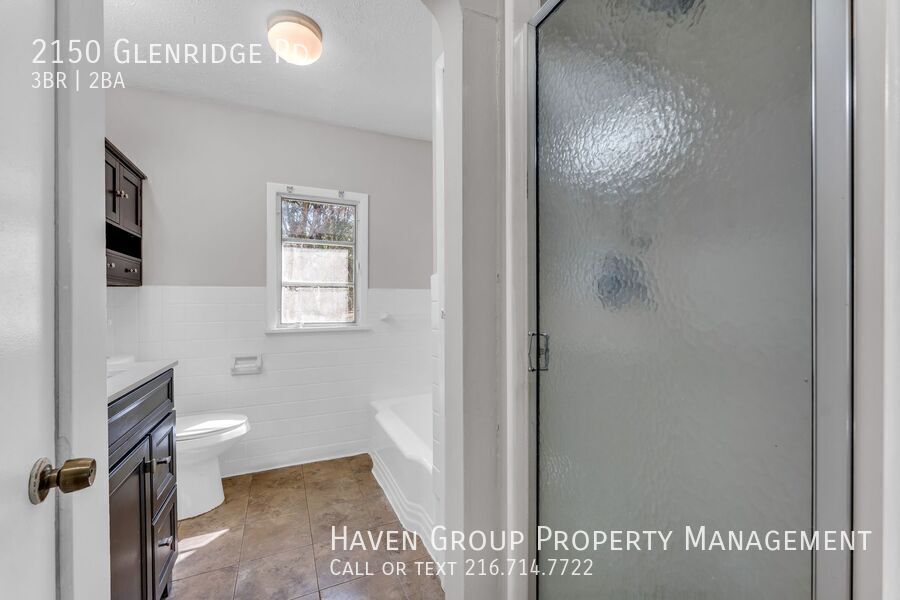 2150 Glenridge Rd, Euclid - Spacious 3-bed 1.5-bath single-family home! property image