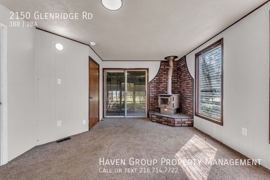 2150 Glenridge Rd, Euclid - Spacious 3-bed 1.5-bath single-family home! property image