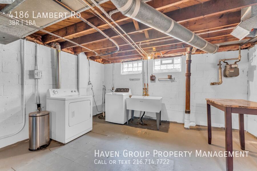 4186 Lambert Rd, South Euclid - Welcome to this delightful 3-bedroom, 1-bathroom home located in the heart of South Euclid, Ohio! property image