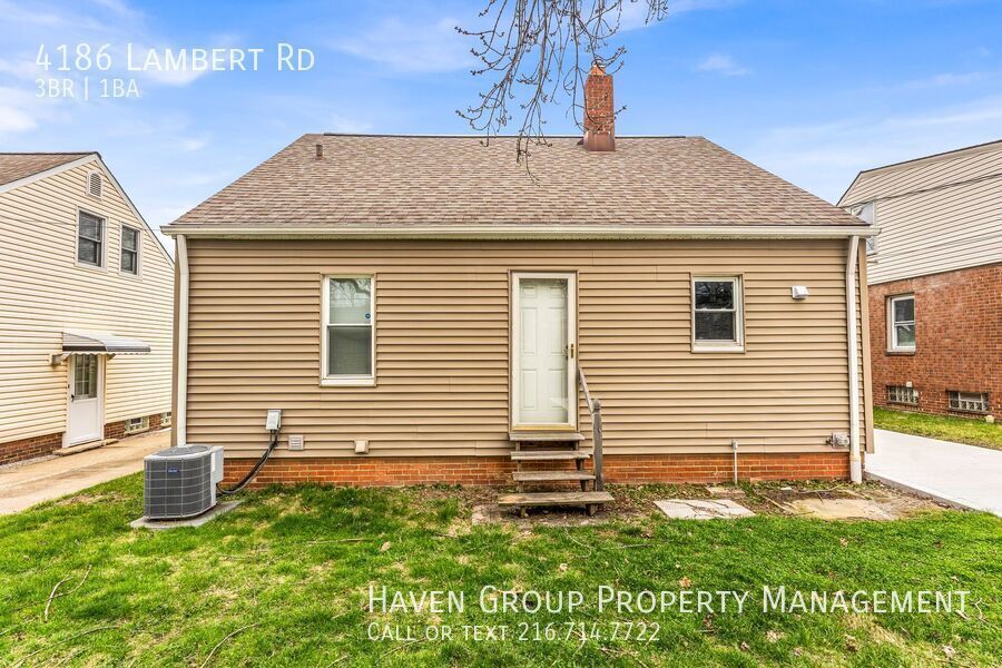 4186 Lambert Rd, South Euclid - Welcome to this delightful 3-bedroom, 1-bathroom home located in the heart of South Euclid, Ohio! property image