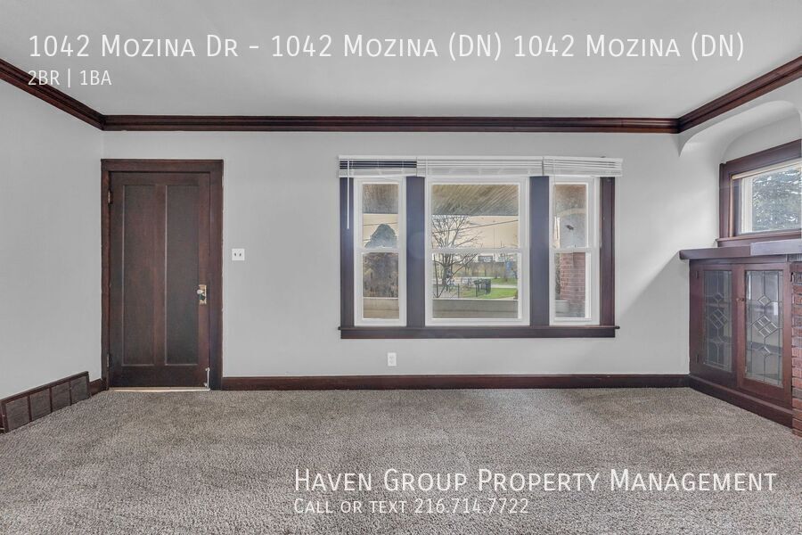 1042 Mozina Dr | DN, Cleveland - Spacious 2-bed 1-bath multi-family home! property image