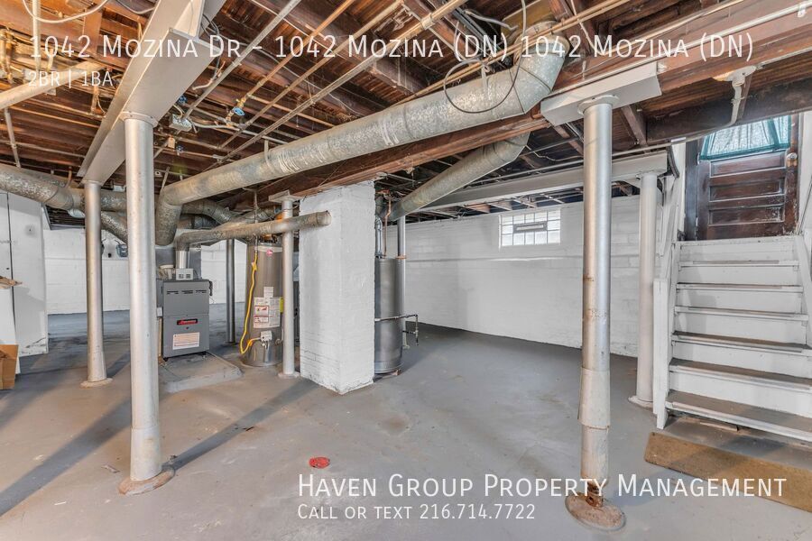 1042 Mozina Dr | DN, Cleveland - Spacious 2-bed 1-bath multi-family home! property image