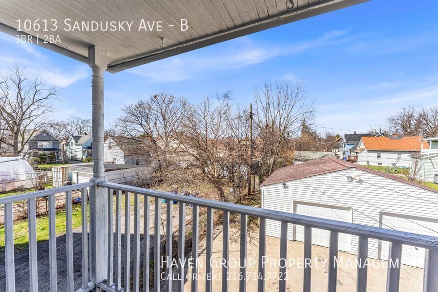 10613 Sandusky Ave | Unit B, Cleveland - Spacious 3-bed 2-bath multi-family home! Includes additional space from Unit C! property image