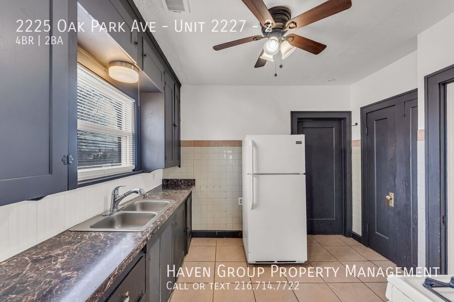 2225 Oak Park Ave | UP (Unit 2227), Cleveland, OH 44109! property image