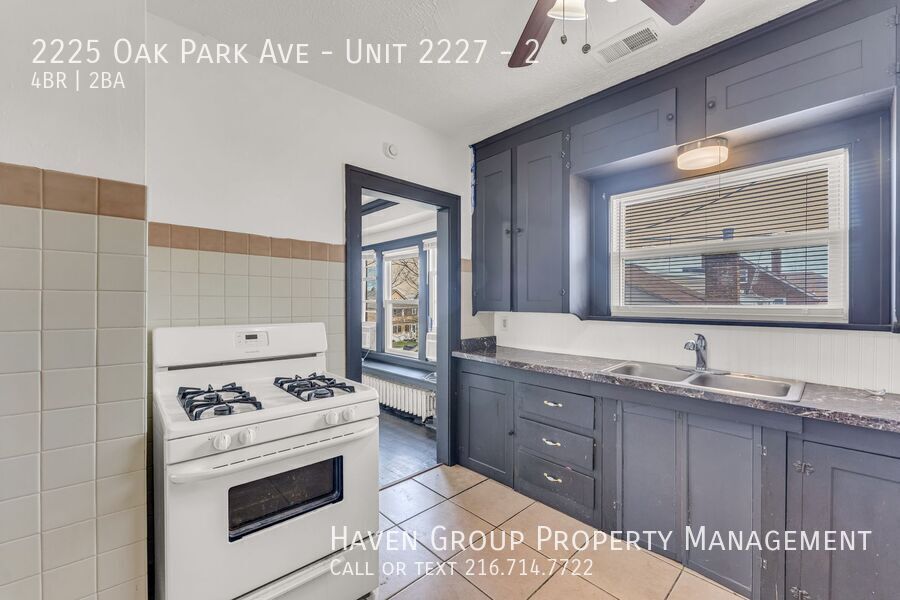 2225 Oak Park Ave | UP (Unit 2227), Cleveland, OH 44109! property image