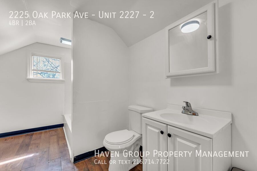 2225 Oak Park Ave | UP (Unit 2227), Cleveland, OH 44109! property image