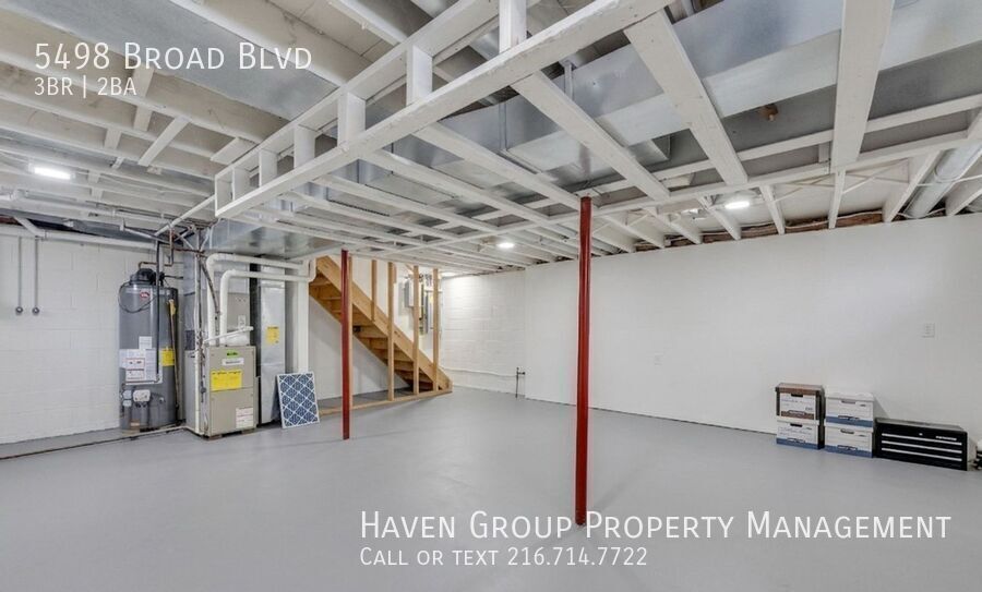 5498 Broad Blvd, North Ridgeville- Spacious 3-bed 1.5-bath single-family home! property image