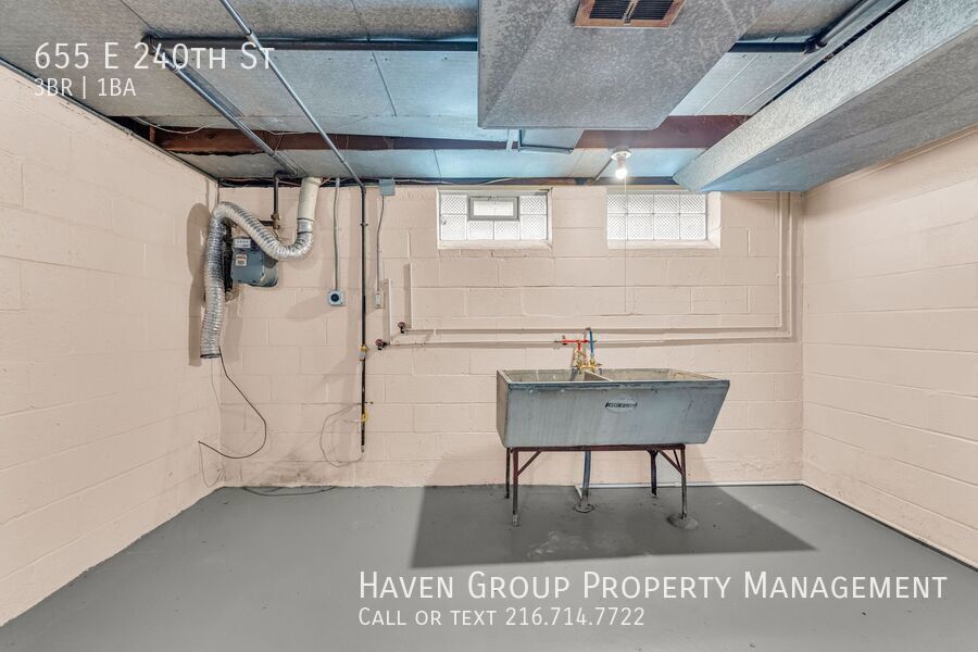 Welcome to 655 E 240th St, Euclid, OH 44123 - a well-maintained 3 - bed, 1 -bath single-family home offering comfort, space, and everyday convenience. property image