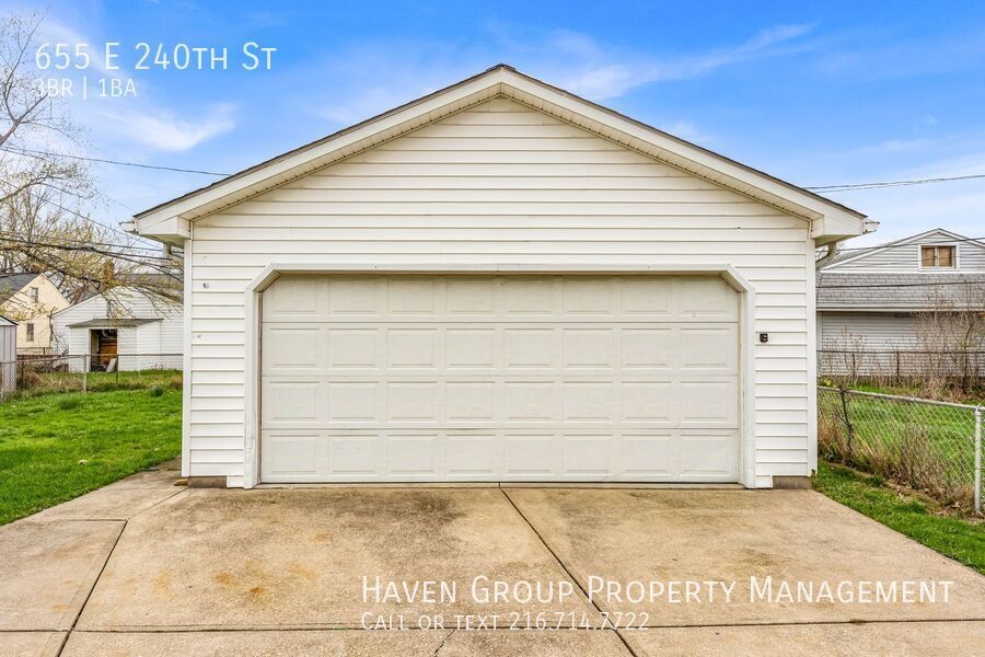 Welcome to 655 E 240th St, Euclid, OH 44123 - a well-maintained 3 - bed, 1 -bath single-family home offering comfort, space, and everyday convenience. property image