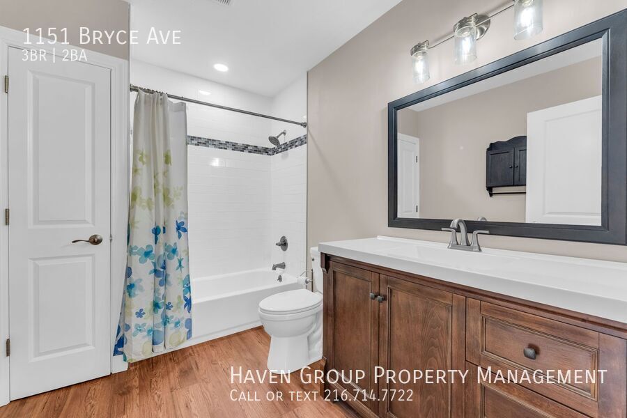 Welcome to 1151 Bryce Ave, Aurora, OH 44202 - a charming 3-bedroom, 2-bath single-family home located in a peaceful and desirable neighborhood. property image