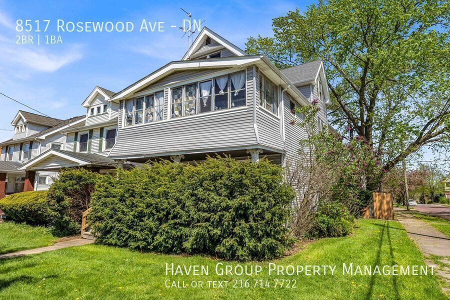 8517 Rosewood Ave | DN, Cleveland, OH 44105! Welcome home to this charming 2-bedroom, 1-bathroom down unit located on a quiet residential street in Cleveland! property image