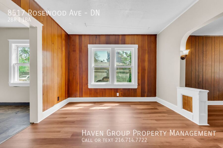 8517 Rosewood Ave | DN, Cleveland, OH 44105! Welcome home to this charming 2-bedroom, 1-bathroom down unit located on a quiet residential street in Cleveland! property image