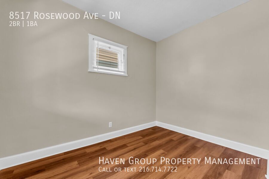 8517 Rosewood Ave | DN, Cleveland, OH 44105! Welcome home to this charming 2-bedroom, 1-bathroom down unit located on a quiet residential street in Cleveland! property image