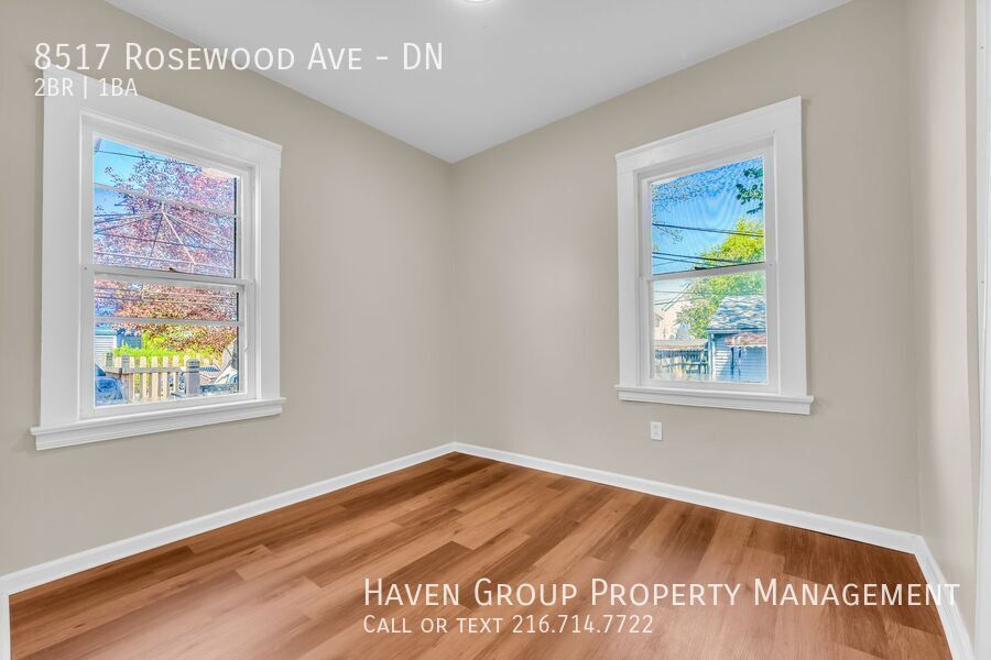 8517 Rosewood Ave | DN, Cleveland, OH 44105! Welcome home to this charming 2-bedroom, 1-bathroom down unit located on a quiet residential street in Cleveland! property image