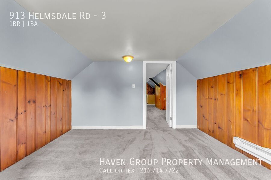 913 Helmsdale Rd | Unit 3, Cleveland Heights- Spacious 1 bed 1 bath multi-family home! property image