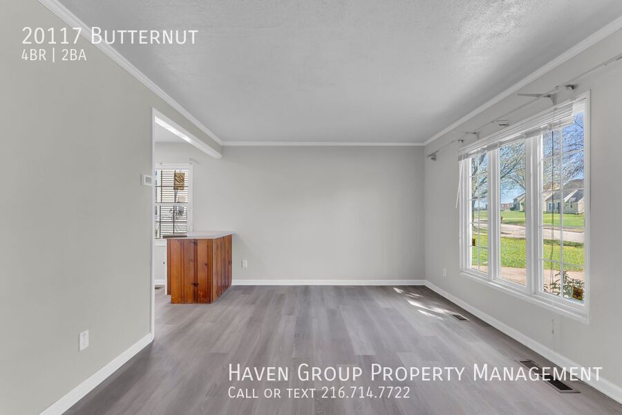 20117 Butternut Ln, Warrensville Heights-  Spacious 4-bed 1.5-bath single-family home! property image