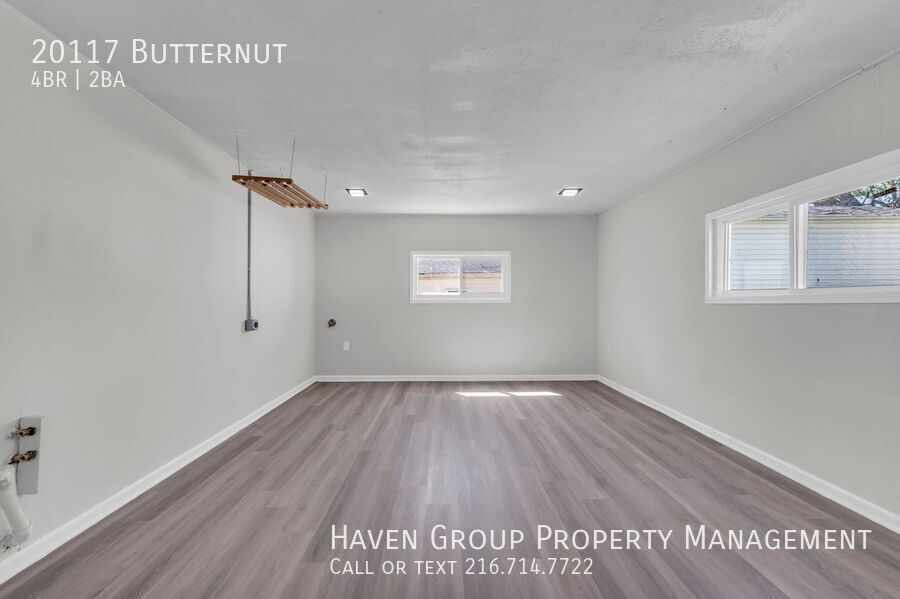 20117 Butternut Ln, Warrensville Heights-  Spacious 4-bed 1.5-bath single-family home! property image