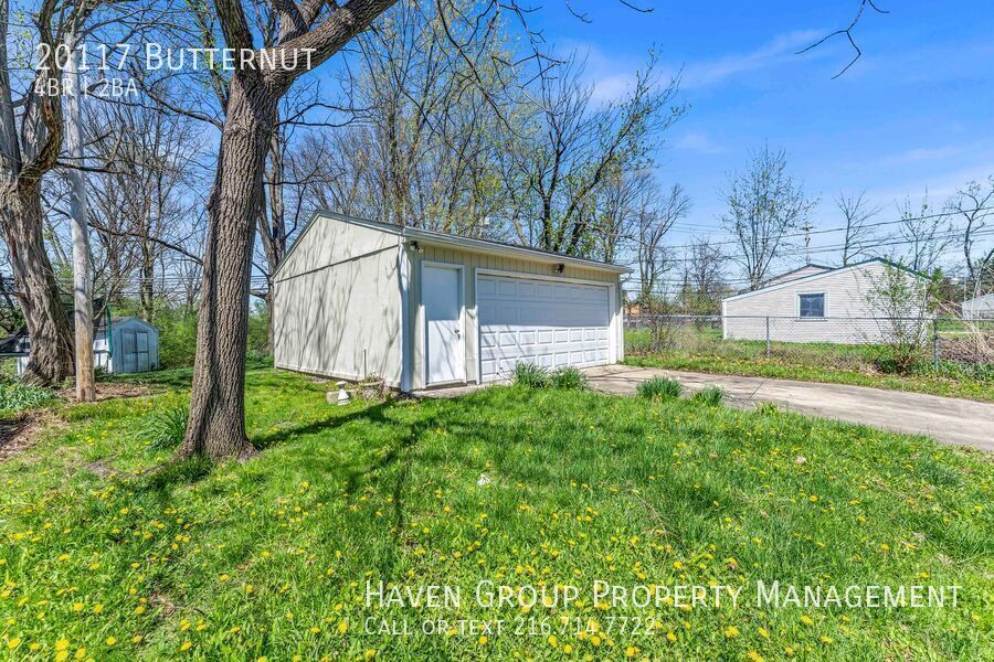 20117 Butternut Ln, Warrensville Heights-  Spacious 4-bed 1.5-bath single-family home! property image