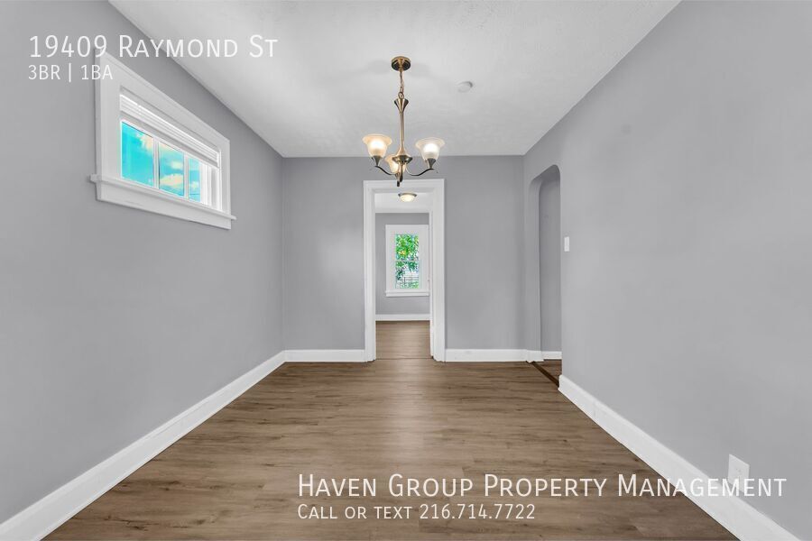 19409 Raymond St, Maple Heights - Spacious 3-bed 1-bath single-family home! property image