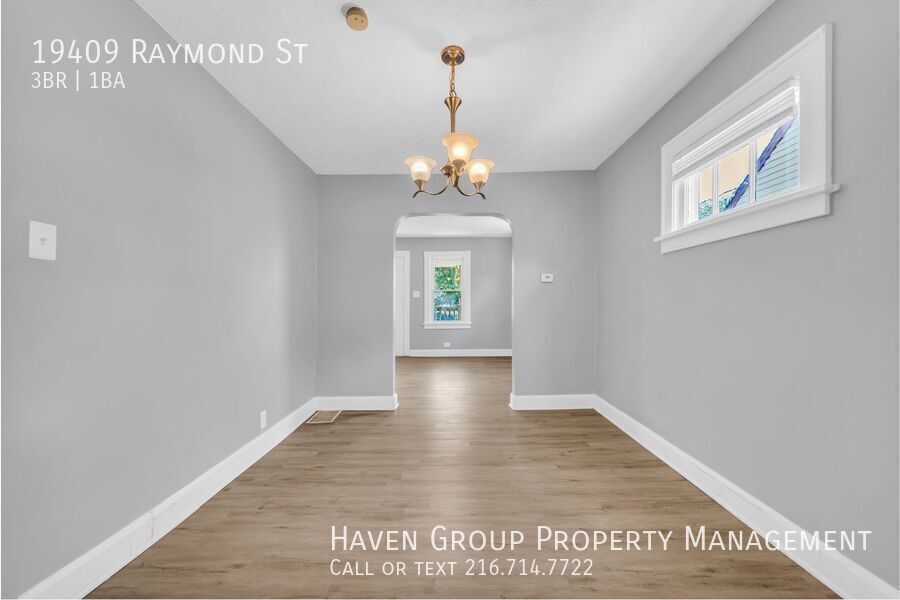 19409 Raymond St, Maple Heights - Spacious 3-bed 1-bath single-family home! property image