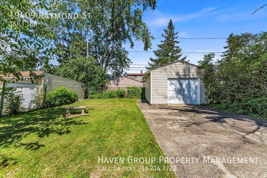 19409 Raymond St, Maple Heights - Spacious 3-bed 1-bath single-family home! property image