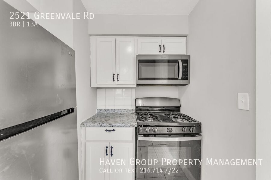 2521 Greenvale Rd, Cleveland - Spacious 3-bed 1-bath single-family home! property image