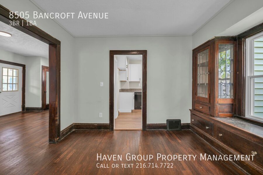 8505 Bancroft Ave, Cleveland - Spacious 3-bed 1-bath single-family home! property image