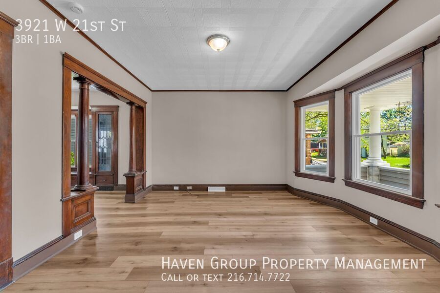 3921 W 21st St, Cleveland, Ohio, 44109- Spacious 3-bed 1-bath single-family home! property image