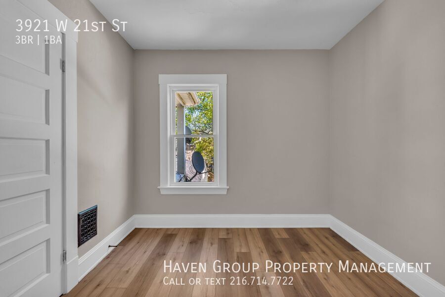 3921 W 21st St, Cleveland, Ohio, 44109- Spacious 3-bed 1-bath single-family home! property image