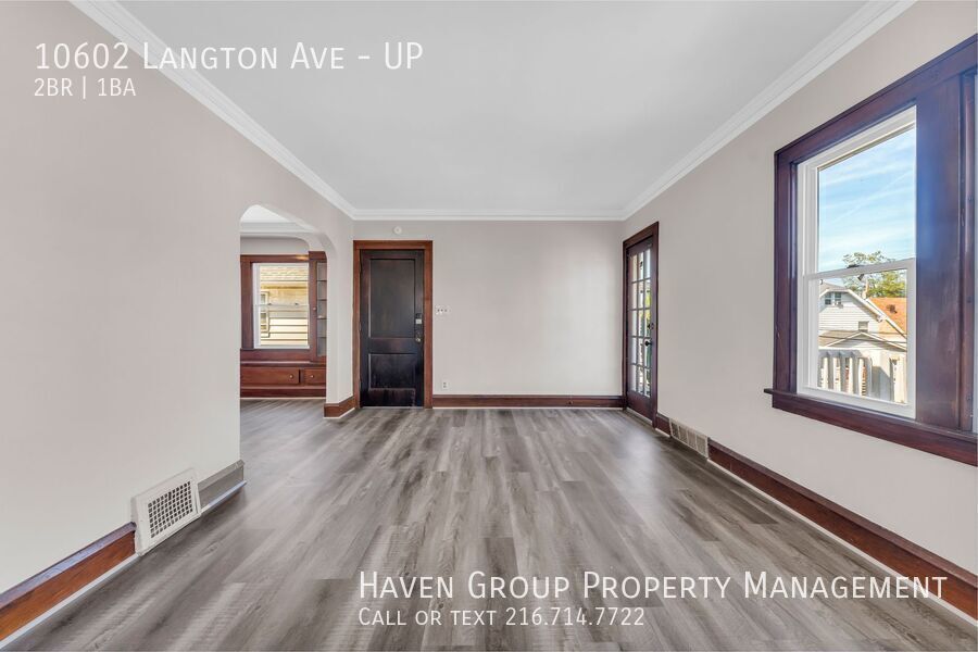 10602 Langton Ave | UP, Garfield Heights, Ohio, 44125 - Spacious 2-bed 1-bath multi-family home! property image