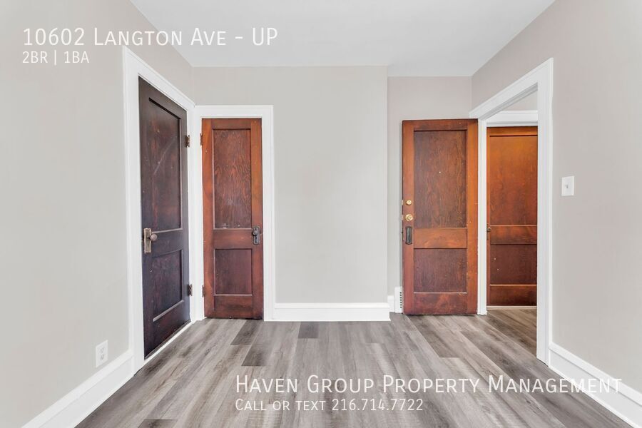 10602 Langton Ave | UP, Garfield Heights, Ohio, 44125 - Spacious 2-bed 1-bath multi-family home! property image