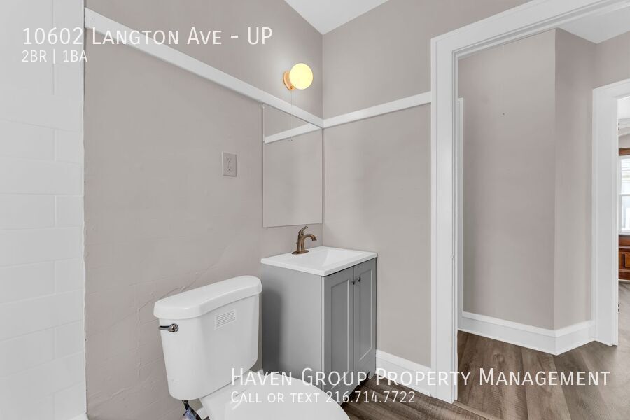 10602 Langton Ave | UP, Garfield Heights, Ohio, 44125 - Spacious 2-bed 1-bath multi-family home! property image
